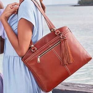 Patricia Nash- Poppy Tote
